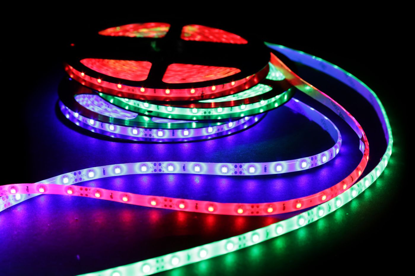 Bestil de bedste LED strips til prisen på nettet